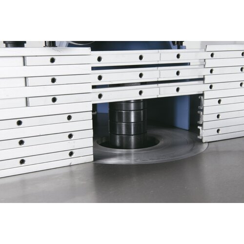Complete with integral safety guides to ensure optimal safety.