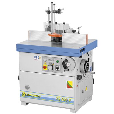 TS 900 F