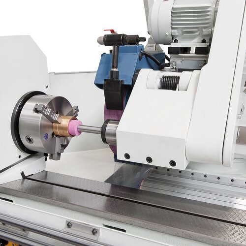 Comes complete with removable internal grinding device.