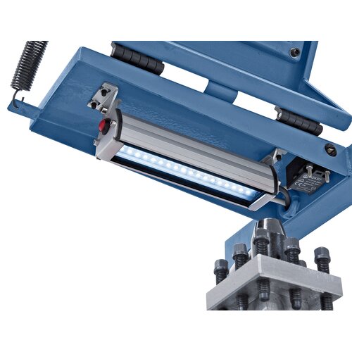 Integrated LED machine lampin protective cover for optimal lighting when working.