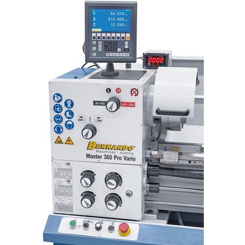 Serially with 3-axis digital readout Bernardo ES-12 V with LCD-display.