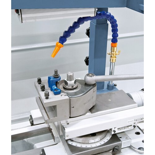 The machine can be equipped with a quick change tool post holder to raise efficiency.