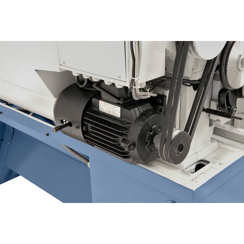 Powerful motor with magnetic brake in accordance with CE-standards.
