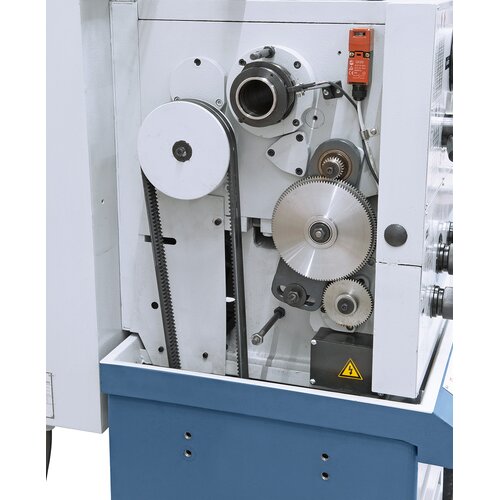 Standard accessories inlcude change gears for thread cutting.