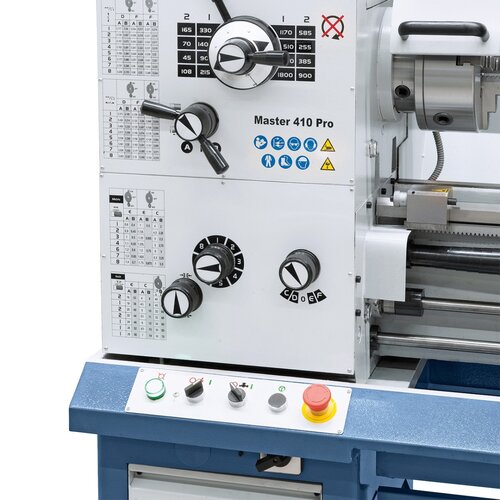 Straightforward feed and speed setting on gear head. Hardened and polished gear wheels saturated in oil ensure smooth operation.
