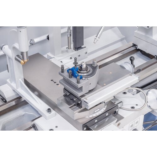 To raise efficiency the machine is equipped with a quick change tool post holder