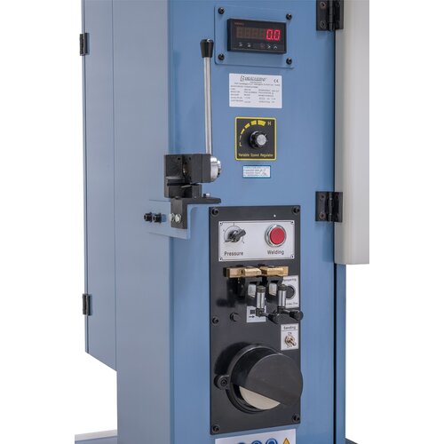 Blade welding unit, shear and grinder as standard 